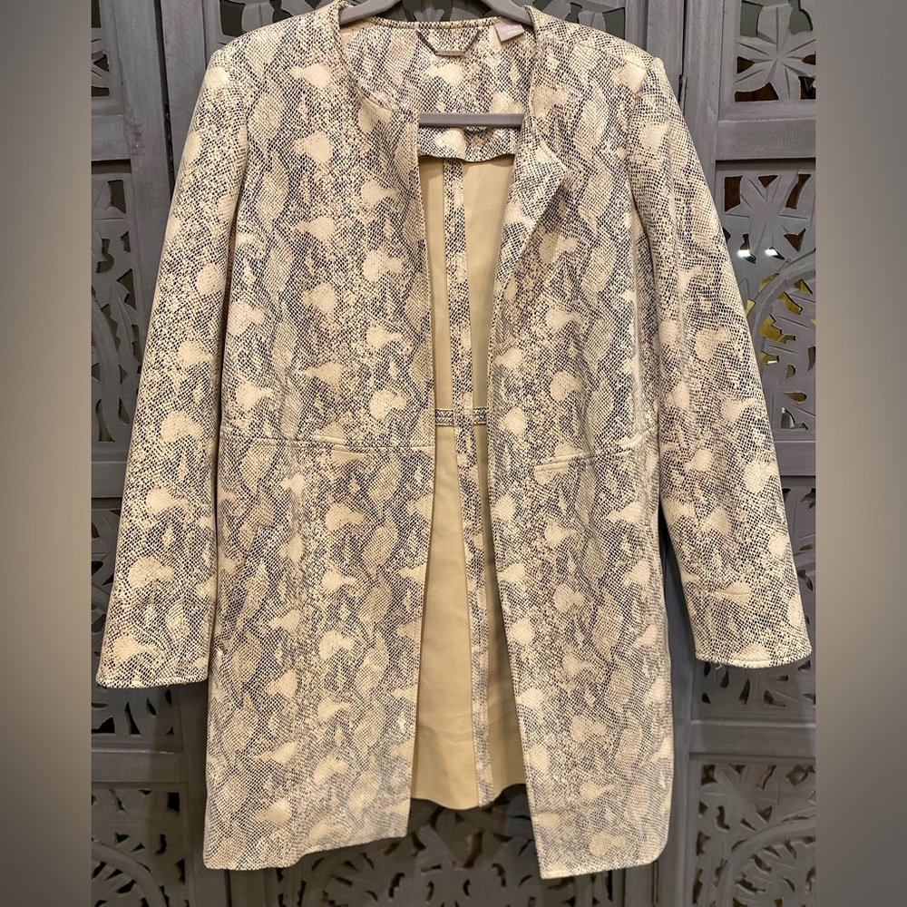 Stylish Beige Patterned Women's Coat